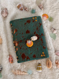 Sunny trifold