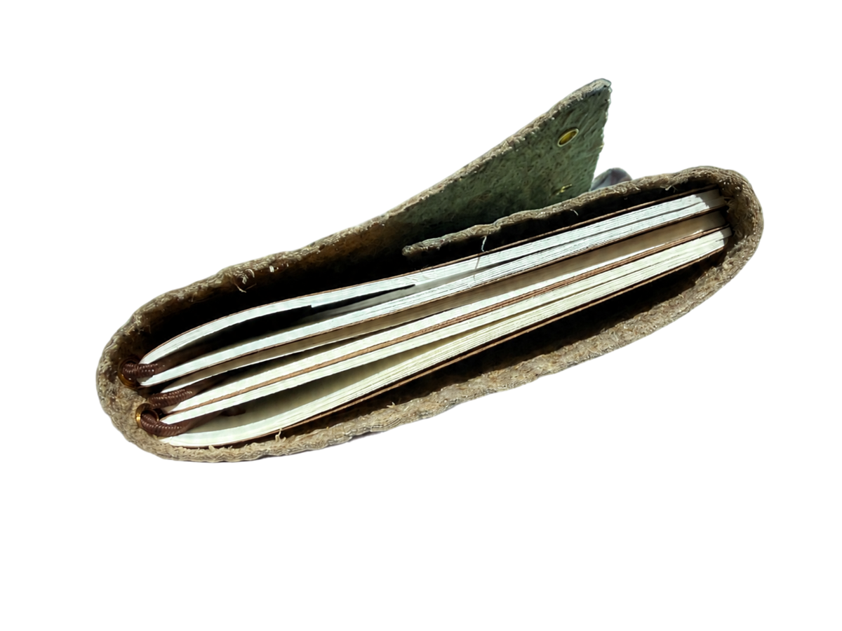 Snakeskin trifold